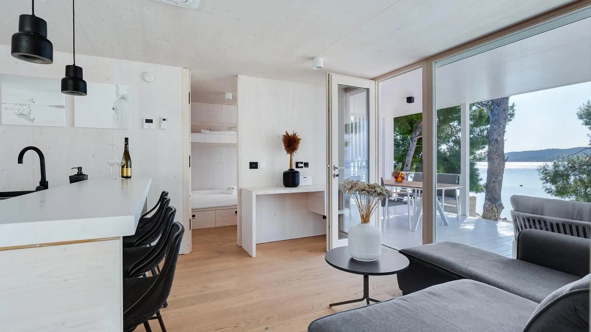 Villa Luna Buqez - 1St Sea Line By Beach 드라게